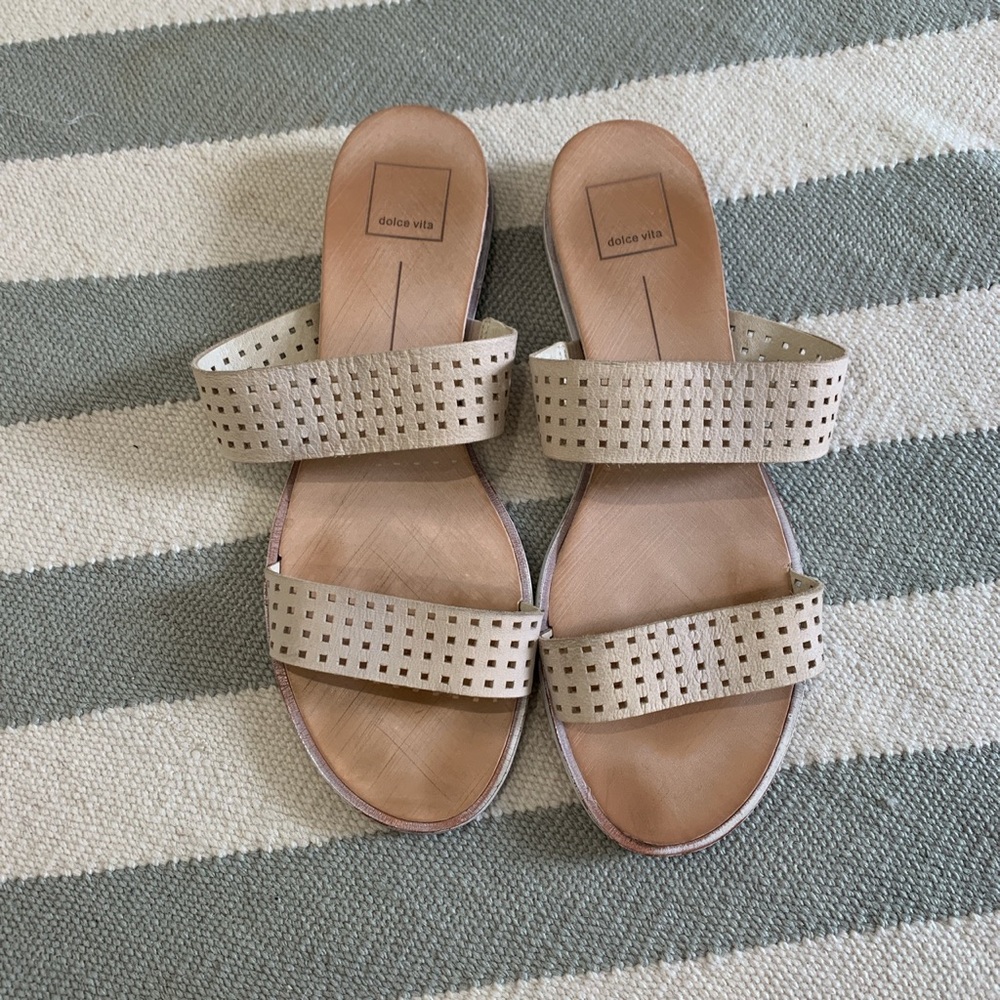 Dolce Vita Slides